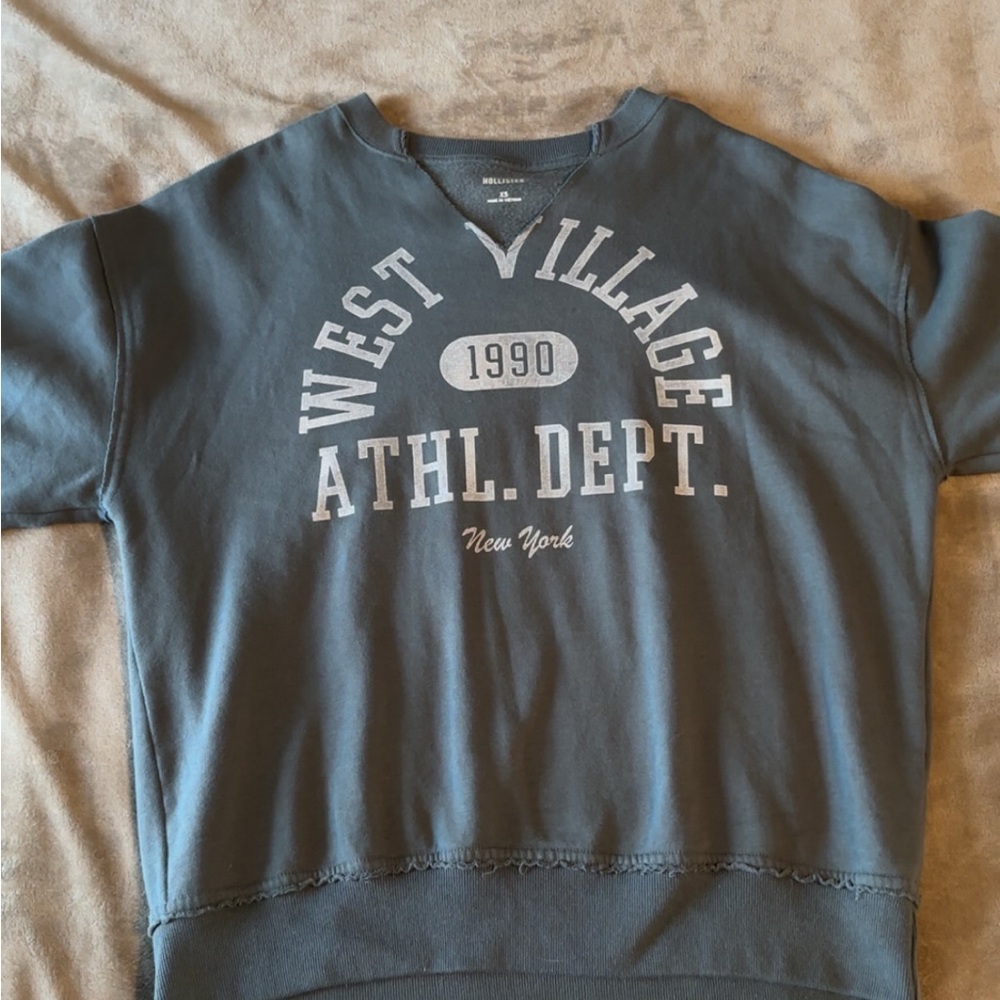 Blue Hollister Crewneck